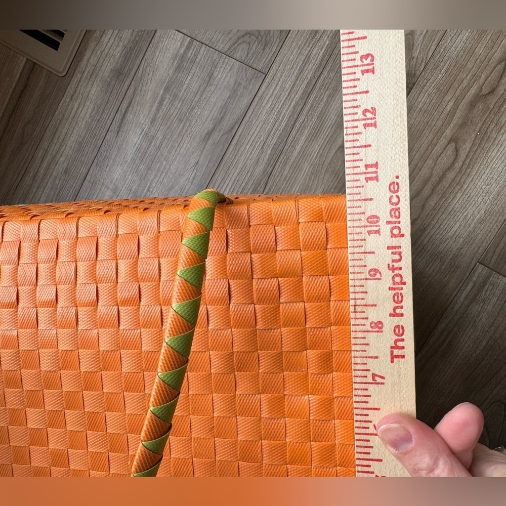 LAND OF NOD (crate & kids) strapping picnic basket Orange woven large capacity - Picture 9 of 10